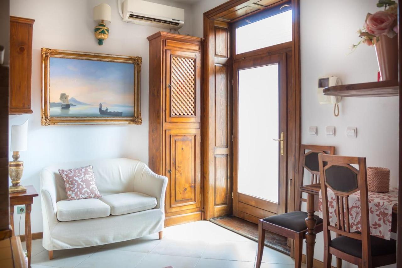 8 Small And Cozy Suite Тімішоара Екстер'єр фото